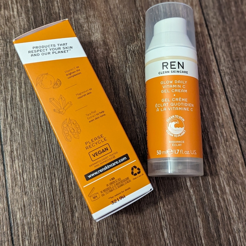 REN Clean Skincare Glow Daily Vitamin C Gel Cream